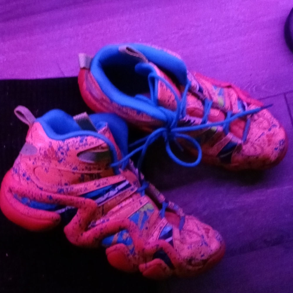 Kobe "crazy 8" orange